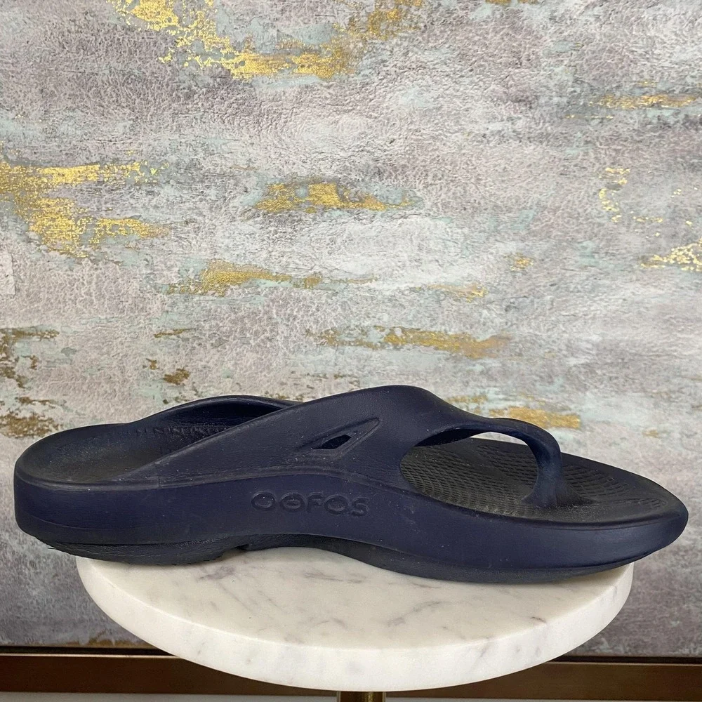OOFOS Sandals Shoes Mens Size 7 Blue Thong Comfort Recovery Flip Flops
